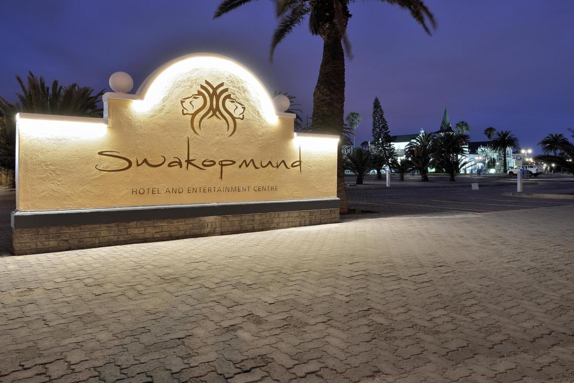 Swakopmund Hotel & Entertainment Centre Exterior foto